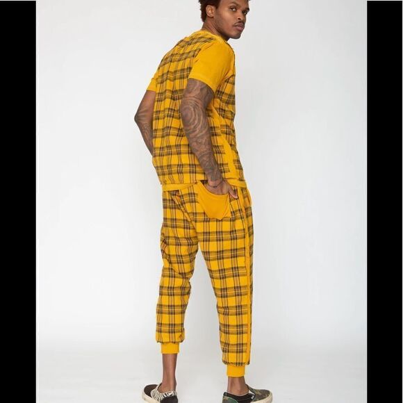 - Aries Tee - Picture 2 of 4